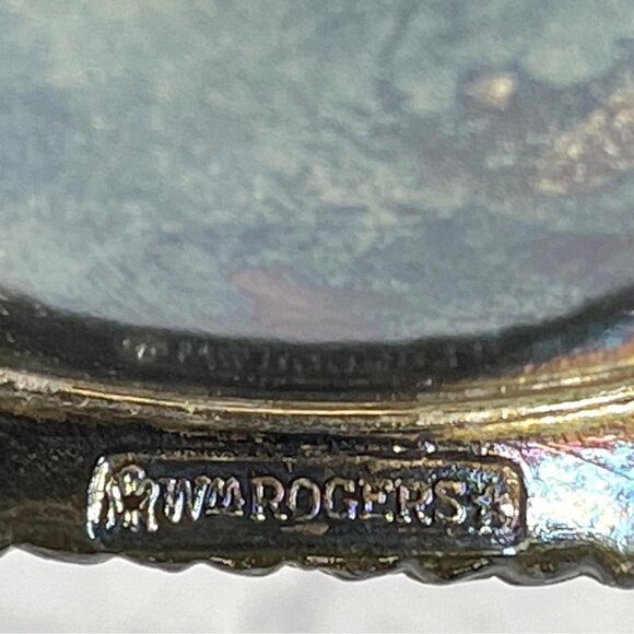 Vintage Wm Rogers Silver Plated Water Pitcher With Ornate Handle & Footed Design - Picture 3 of 14